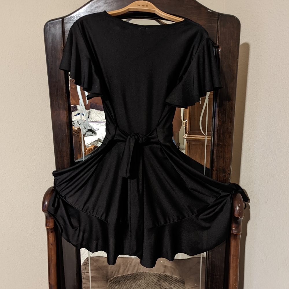 Black dress size large